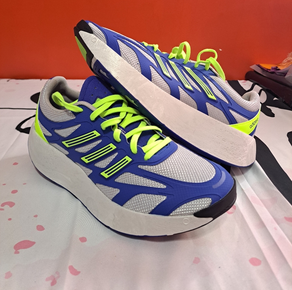 Adidas Adizero Aruku Blue and Neon Yellow Sneakers Mens Size 10.5 NEW..